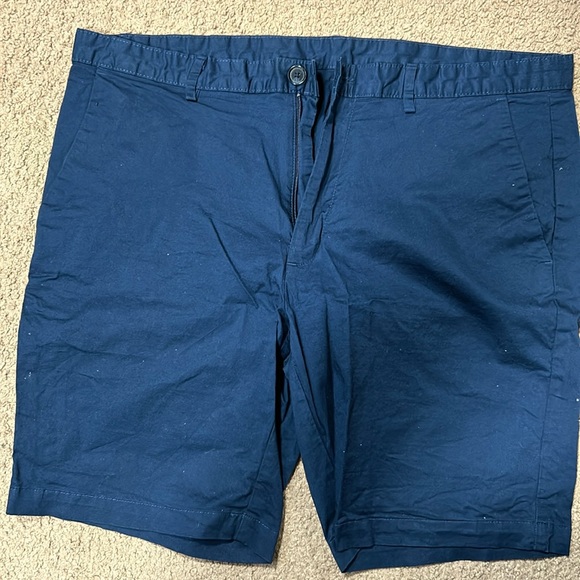 Calvin Klein Navy Shorts - Size 36 - Picture 1 of 2
